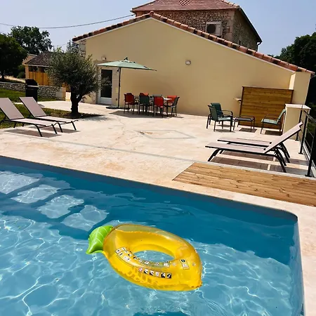 Casa vacanze Maison Entièrement Rénovée Avec Piscine Privative