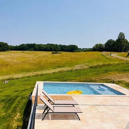 Maison Entièrement Rénovée Avec Piscine Privative * Esclottes