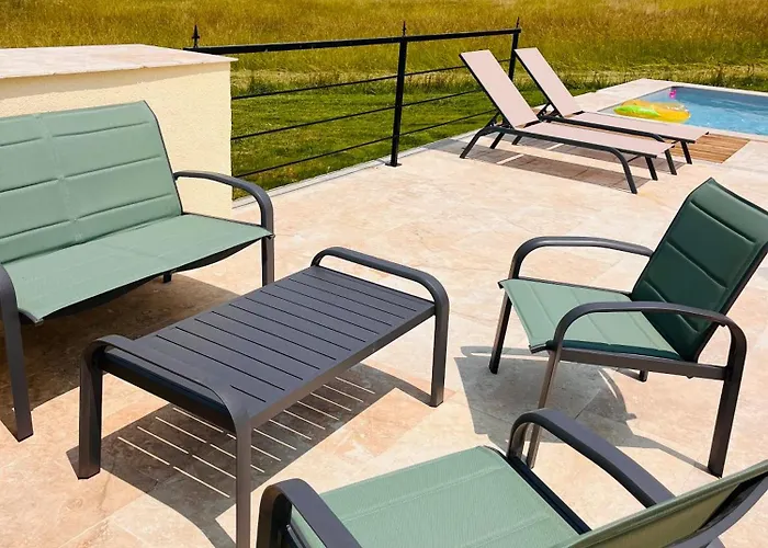 Ferienhaus Maison Entierement Renovee Avec Piscine Privative Esclottes