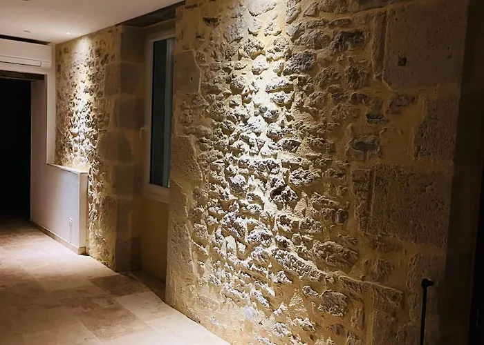 Maison Entierement Renovee Avec Piscine Privative Ferienhaus Esclottes