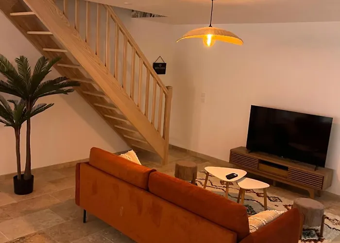 Ferienhaus Maison Entierement Renovee Avec Piscine Privative Esclottes