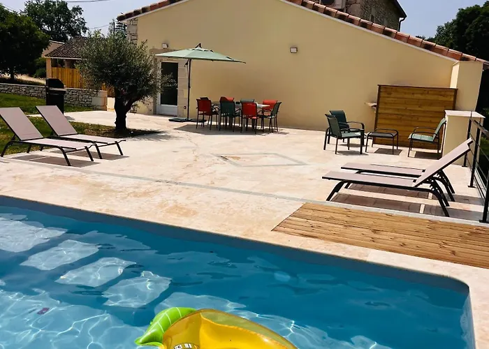 Maison Entierement Renovee Avec Piscine Privative